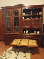 Belle armoire en chêne et une table basse, Antiquités & Art, Enlèvement ou Envoi