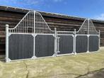 Luxe paardenboxen, Dieren en Toebehoren