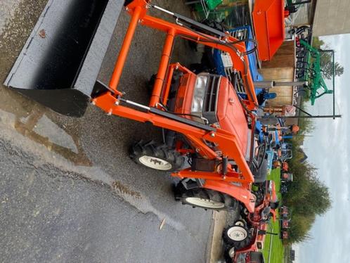 tuintractor kubota gl21 met nieuwe voorlader, Zakelijke goederen, Landbouw | Werktuigen, Akkerbouw, Grondbewerking, Ophalen
