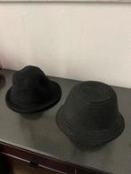 2 zwarte hoedjes, Vêtements | Femmes, Chapeaux & Casquettes, Enlèvement ou Envoi, Comme neuf