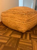Rieten poef, Huis en Inrichting, Ophalen, Zo goed als nieuw