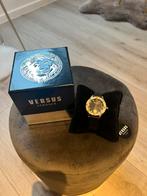 Versace versus horloge, Handtassen en Accessoires, Horloges | Dames, Ophalen of Verzenden