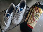 Umbro voetbalschoenen maat 38 + scheenlappen, Sport en Fitness, Ophalen of Verzenden, Nieuw