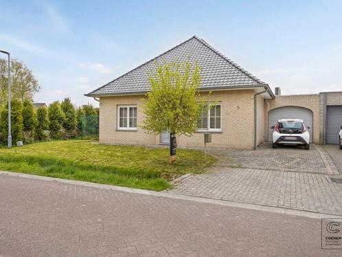 Woning te koop in Ranst, 4 slpks, Immo, Huizen en Appartementen te koop, Vrijstaande woning