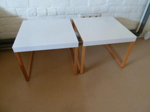 2 bijzet tafeltjes - nachtkastje-nachttafel bed slaapkamer, Huis en Inrichting, Slaapkamer | Nachtkastjes, Gebruikt, Minder dan 55 cm
