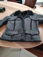 Korte grijze jas.omgekeerd schaap., Kleding | Dames, Ophalen of Verzenden