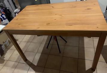 Table en bois, 100 à 150 cm, Cinq personnes ou plus, Enlèvement, Utilisé