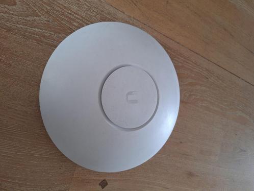 2x Unifi AC-HD Access Point, Computers en Software, Accesspoints, Gebruikt, Ophalen of Verzenden