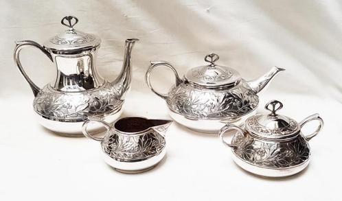 Tête-à-tête, service à café et à thé - WMF., Antiquités & Art, Antiquités | Services (vaisselle) complet, Enlèvement ou Envoi