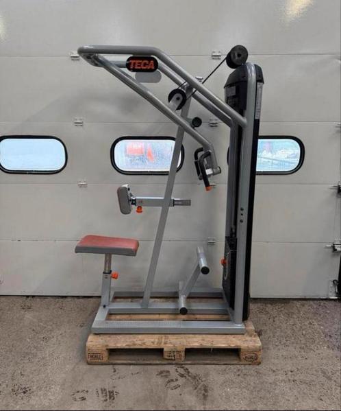 Teca 530 convergent rowing machine / high row / fitness, Sport en Fitness, Fitnessmaterialen, Gebruikt, Overige typen, Armen, Benen