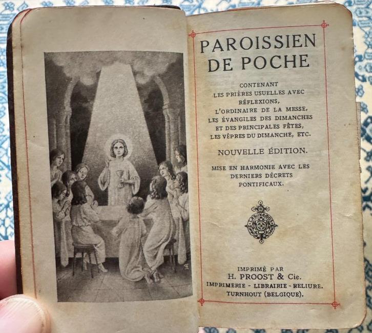 Little Mass Book - The Pocket Parissian 1936, Antiek en Kunst, Antiek | Boeken en Manuscripten, Ophalen of Verzenden