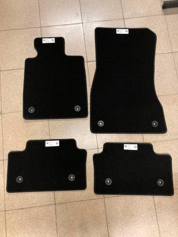 BMW i5 Vloermatten NIEUW beschikbaar voor biedingen