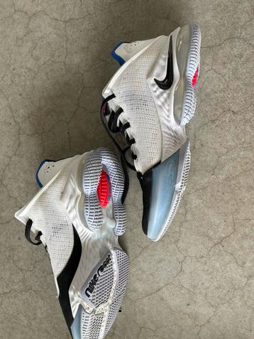 Basket sport schoenen beschikbaar voor biedingen