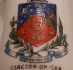 Salière souvenir héraldique - armoiries de Clacton-on-Sea, Verzamelen, Overige Verzamelen, Ophalen of Verzenden