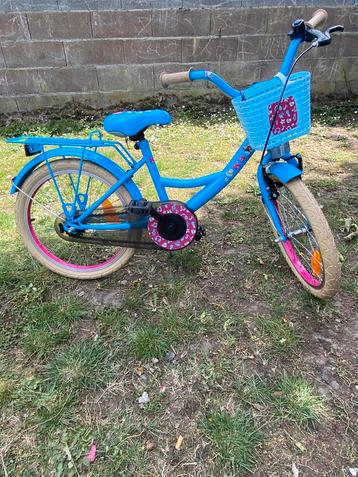 K3 18-inch meisjesfiets (weinig gebruikt) beschikbaar voor biedingen
