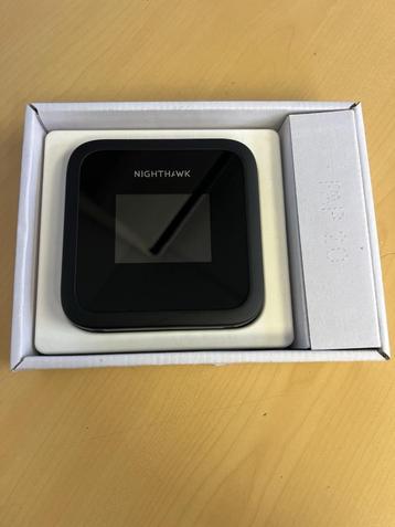 Netgear Nighthawk M3 Routeur, Enlèvement ou Envoi, Comme neuf, Routeur, Netgear