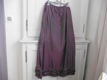 Belle jupe longue légère mauve avec reflets - T.01