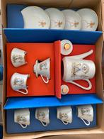 Vaisselle pour enfants (ancienne), Collections, Porcelaine, Cristal & Couverts, Comme neuf, Service complet, Enlèvement, Porcelaine