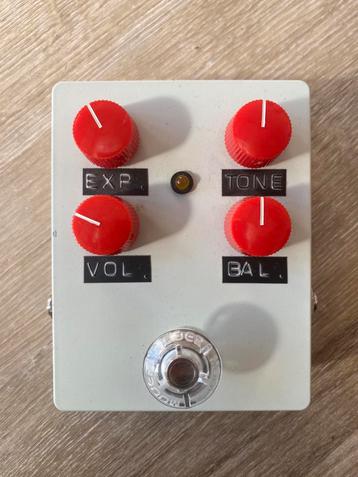 Clone Univox Super Fuzz beschikbaar voor biedingen
