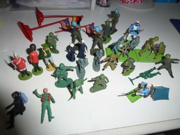 figurines militaires & petits animaux beschikbaar voor biedingen
