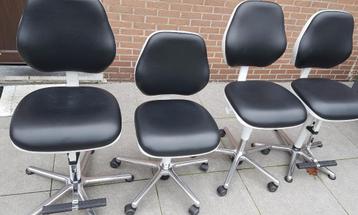 Ergonomische bureaustoel van het merk LGA beschikbaar voor biedingen