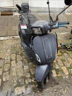 Scooter A klasse, Fietsen en Brommers, Ophalen, Zo goed als nieuw, Benzine
