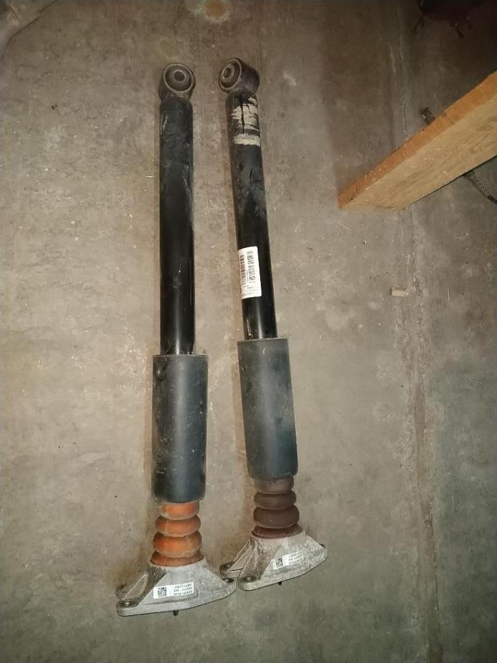 Pièces BMW 2 Gran Tourer F46, Auto-onderdelen, Carrosserie, BMW, Voor, Achter, Links, Rechts, Gebruikt, Ophalen