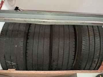 Pneus continental 235/65R 16C, Enlèvement, Comme neuf