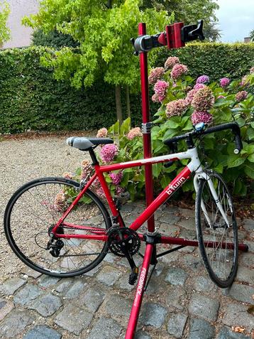 Racefiets voor de jonge beginner beschikbaar voor biedingen
