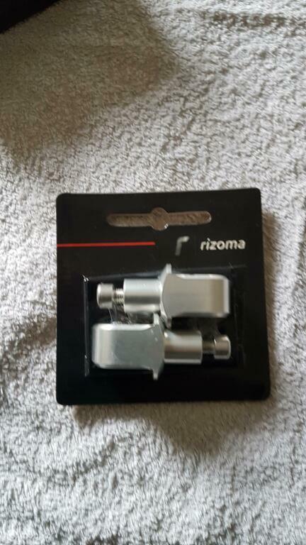 Rizoma voetsteun adapters PE 754 A o.a veel kawasaki's nieuw, Motoren, Onderdelen | Kawasaki, Gebruikt, Ophalen of Verzenden