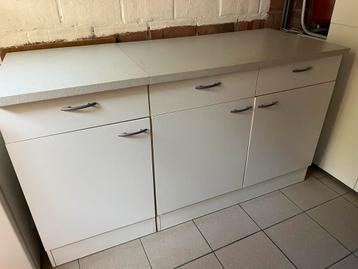 Meubles bas pratiques, Enlèvement, Utilisé, Blanc