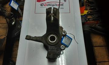 MOYEU DE ROUE AVANT GAUCHE Ford Focus C-Max (3M513K171), Utilisé, Ford