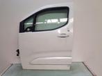 PORTIER LINKS VOOR Opel Combo Cargo (01-2018/04-2021), Gebruikt, Links, Opel, Deur
