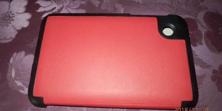 (23) -housse tablette rouge, Informatique & Logiciels, Housses d'ordinateur portable, Comme neuf, 11 pouces ou moins, Enlèvement ou Envoi