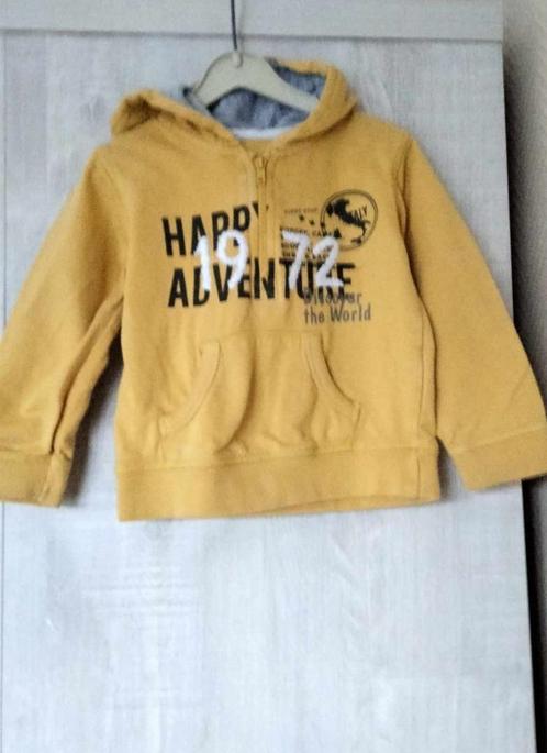 Hoodie geel maat 86 C & A, Kinderen en Baby's, Babykleding | Maat 86, Zo goed als nieuw, Jongetje, Truitje of Vestje, Ophalen of Verzenden