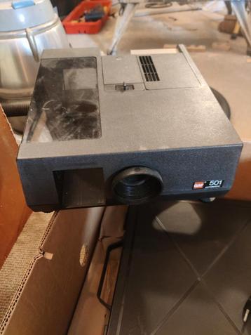 GAF 501 diaprojector, Enlèvement, Utilisé