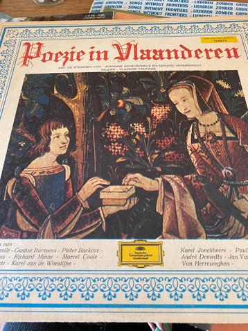 2 vinyl of LP Poezie in Vlaanderen beschikbaar voor biedingen