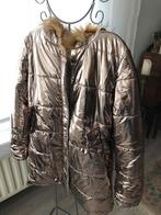 Warme winterjas met kap, champagnekleur, te klein gekocht, Ophalen, Nieuw, Maat 42/44 (L), Overige kleuren