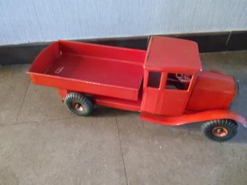 Auto  triang  beschikbaar voor biedingen