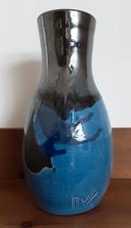Vaas in hoogglans 24,5 cm van keramist Thomas Buxó, Ophalen of Verzenden, Zo goed als nieuw