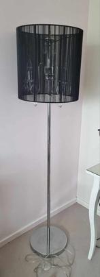 Staanlamp met zwarte kap, Huis en Inrichting, Lampen | Vloerlampen, 150 tot 200 cm, Barok, Zo goed als nieuw, Ophalen