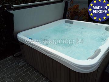 jacuzzi Toonzaalmodel 5 personen 2 ligplaatsen  beschikbaar voor biedingen