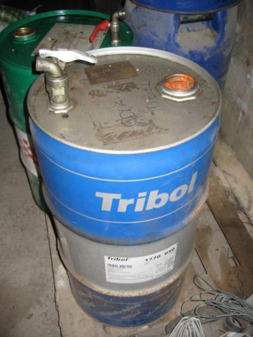 Huile pour compresseur Castrol Tribo 890/100 45 litres en fû, Bricolage & Construction, Outillage | Autres Machines, Neuf, Enlèvement