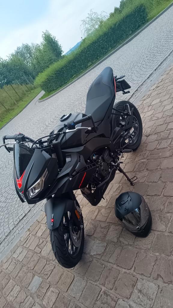 Aprilia Tuono 125 nieuwstaat en onder garantie, Motoren, Onderdelen | Yamaha, Ophalen