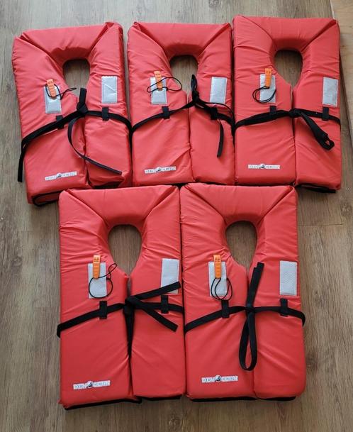 5 stuks Devocean 100 lifejacket S/M en L/XL, Watersport en Boten, Watersportkleding, Zo goed als nieuw, Reddingsvest of Zwemvest