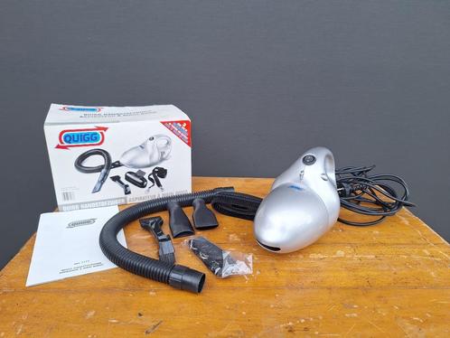 Quigg handstofzuiger met toebehoren, Elektronische apparatuur, Stofzuigers, Zo goed als nieuw, Stofzuiger, Minder dan 1200 watt