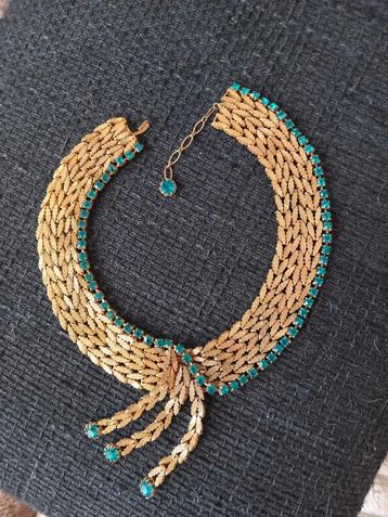 Collier vintage influence égyptiennes  beschikbaar voor biedingen