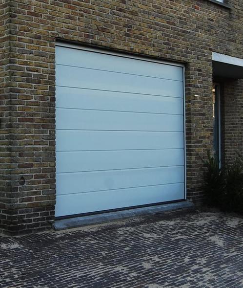 Sectionale poort, Doe-het-zelf en Bouw, Deuren en Vliegenramen, Gebruikt, Garagedeur, 200 tot 215 cm, 120 cm of meer, Metaal, Vouwdeur