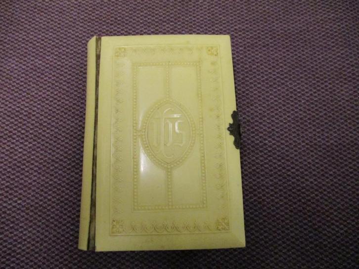 ANTIEK GEBEDENBOEK" PAROISSIEN ROMAIN "ANNO 1888-GENUMMERD, Antiek en Kunst, Antiek | Religieuze voorwerpen, Ophalen of Verzenden