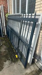 2 ijzere poorten 1 zwarte en 1 grijze €500 per poort, Tuin en Terras, Ophalen, Zo goed als nieuw, IJzer